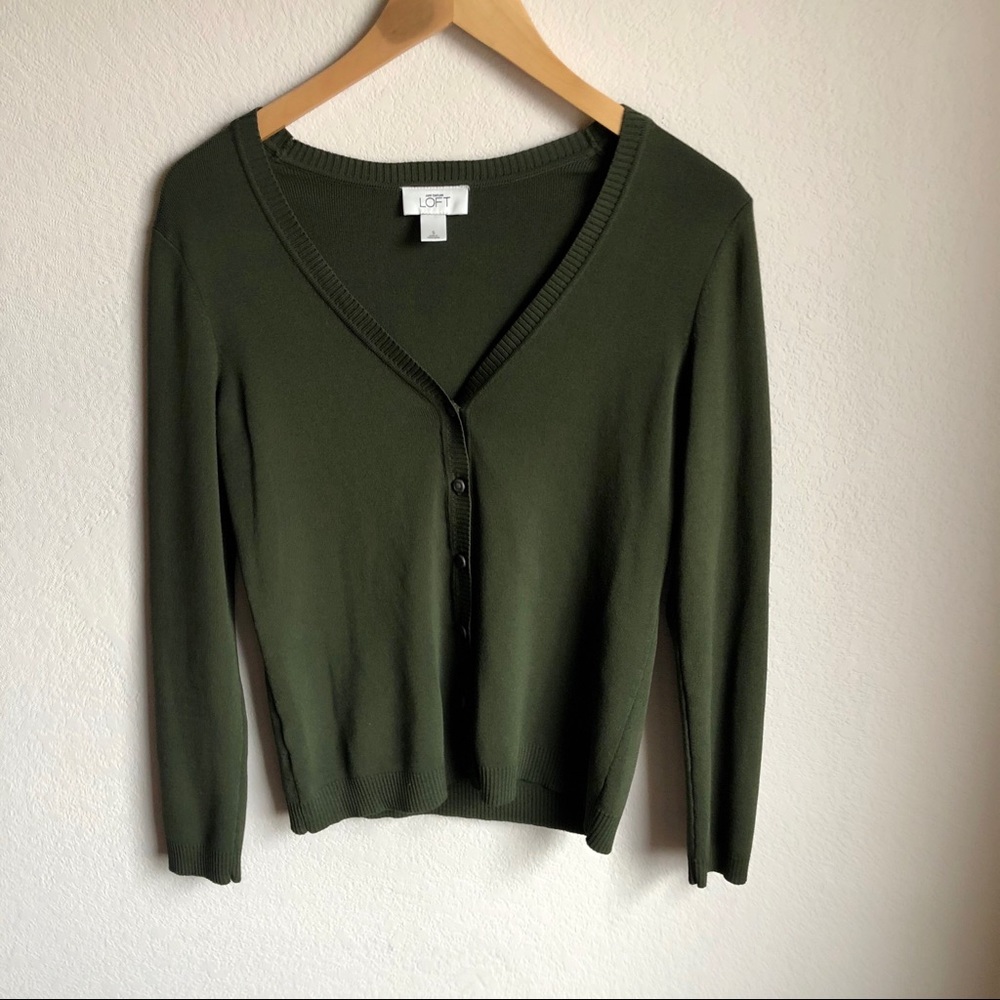 NWOT- LOFT Army green cardigan size small